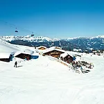 Unterhof 3*